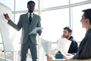 Competenze per parlare in modo efficace: l'arte di parlare