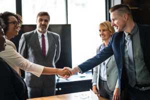 Comunicação empresarial - Gerenciando reuniões de equipe bem-sucedidas