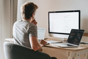 Introdução à programação por meio de C ++