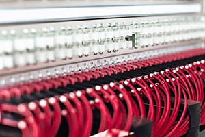 Comprensione delle sorgenti ottiche nella comunicazione in fibra ottica