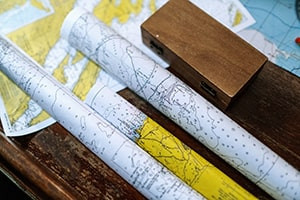 Introdução às cartas terrestres e náuticas