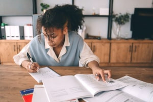 Equazioni lineari e problemi verbali per studi generali