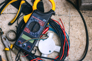 Fondamenti elettrici