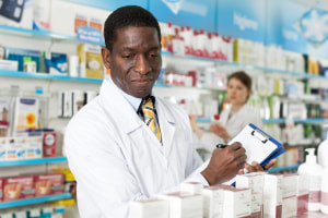 Auxiliar y técnico de farmacia