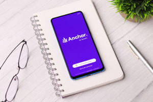 Come guadagnare con il podcasting con Anchor