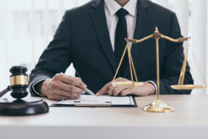 Comprendere le leggi penali nel Regno Unito
