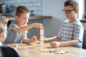 Desenvolvimento infantil: pensamento crítico