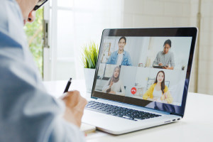 Managing Online Meetings