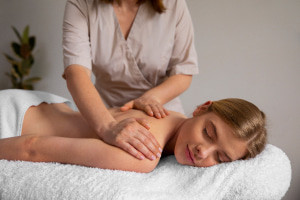 Swedish Massage Therapy: Theory and Practice