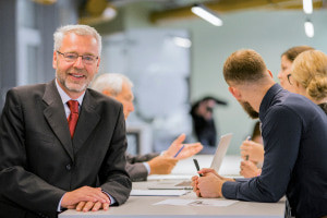 Sblocca il tuo potenziale MBA: leadership e padronanza della gestione
