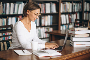 Writing Academic Book Reviews