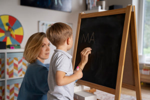 Dilemmi etici nello sviluppo della prima infanzia
