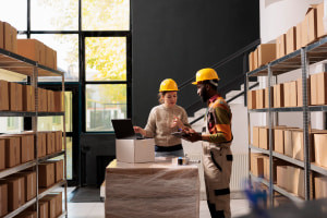 Diploma in gestione del magazzino e logistica
